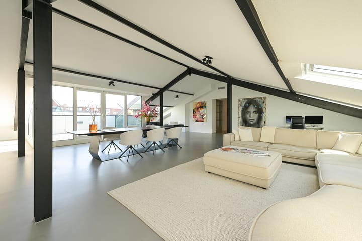 Photo 2 of Plesmanweg 541