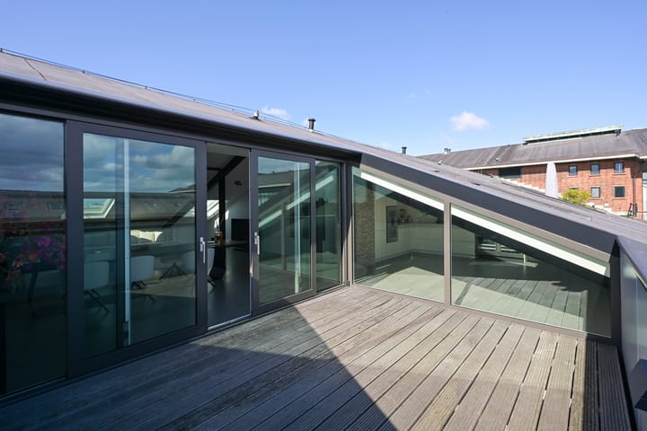 Foto 11 van Plesmanweg 541