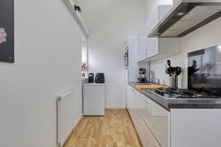 Foto 8 van Van Dishoeckstraat 64