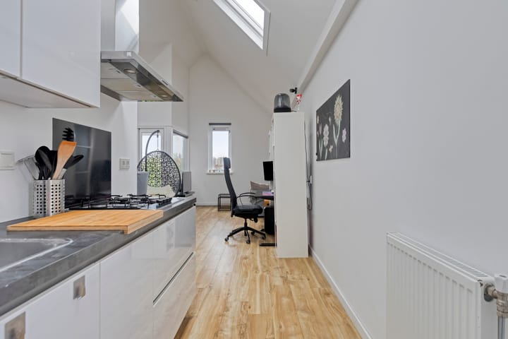 Foto 9 van Van Dishoeckstraat 64