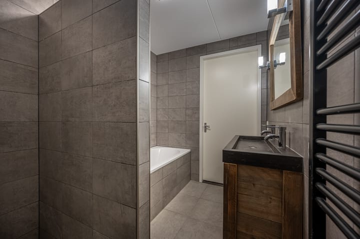 Photo 22 of Landheerlaan 1-D