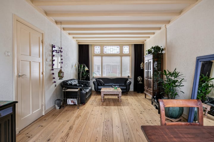 Photo 2 of Pieter Breughelstraat 13