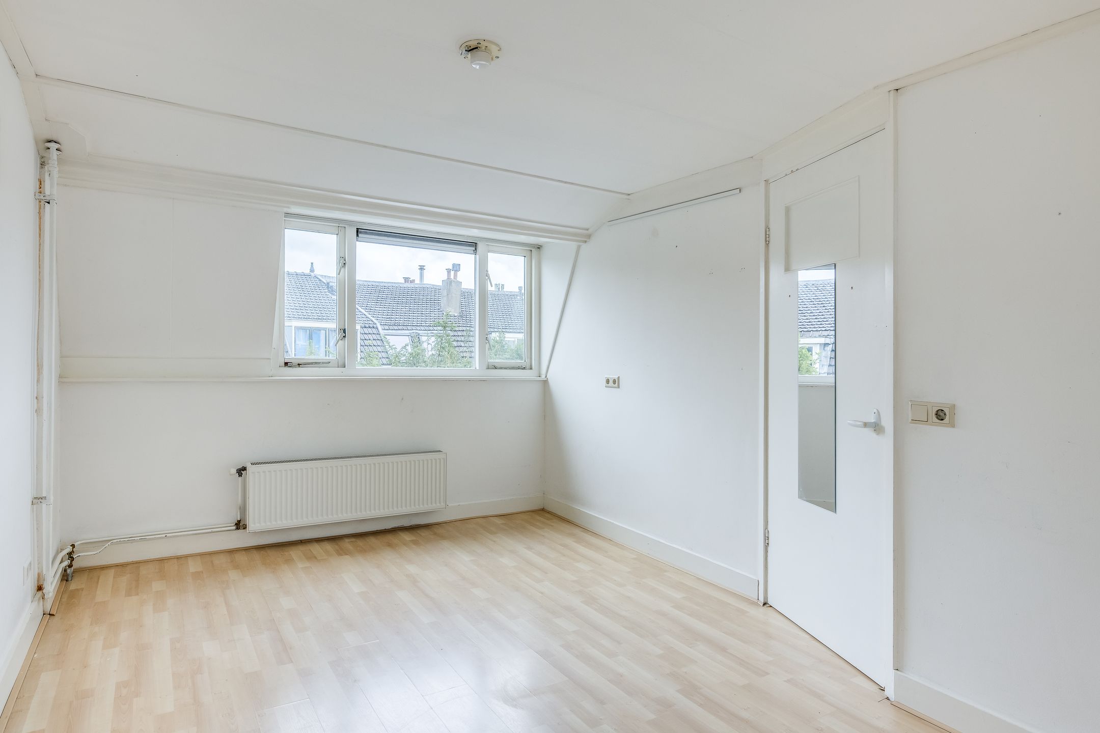 Foto 27 van Adelaarstraat 59