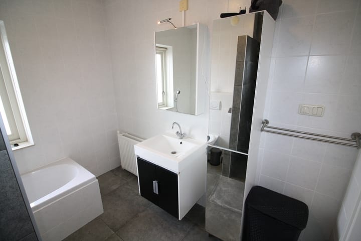 Photo 14 of Esrand 24