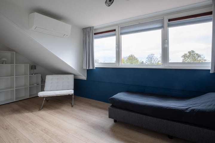 Foto 42 van J. Schaperstraat 6