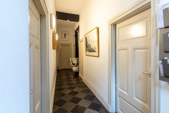 Foto 5 van Grote Looiersstraat 16-D01