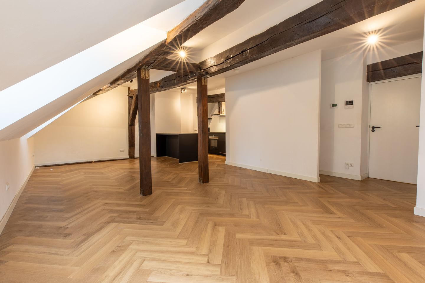 Foto 4 van Grote Looiersstraat 16-D01