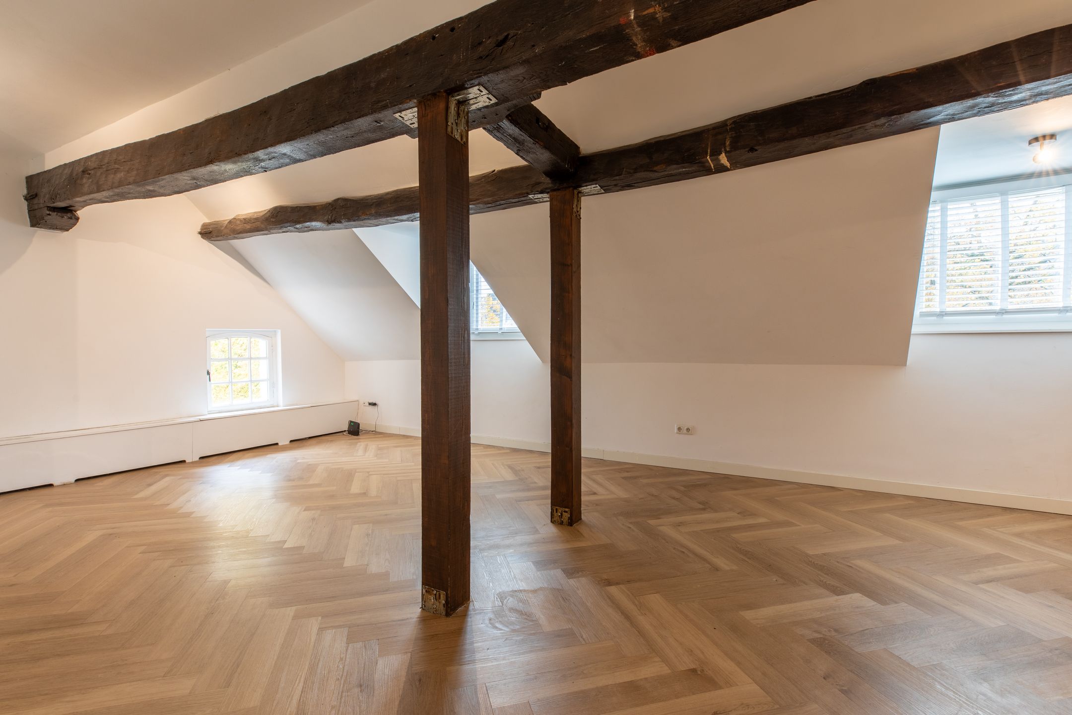 Foto 12 van Grote Looiersstraat 16-D01