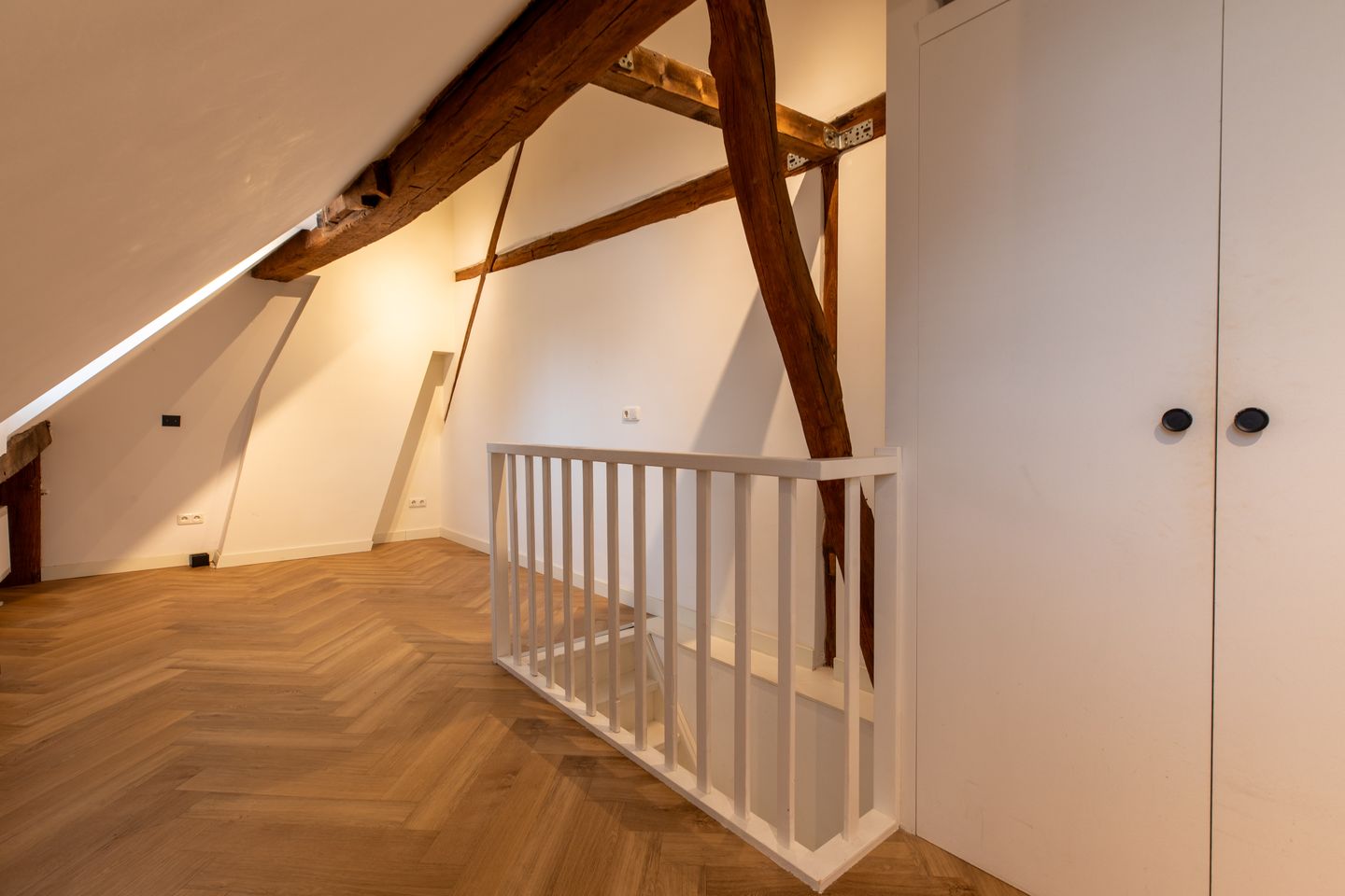 Foto 10 van Grote Looiersstraat 16-D01