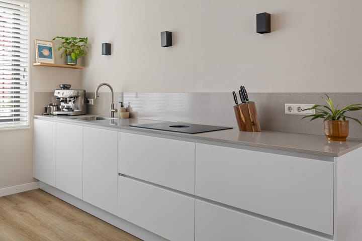 Photo 10 of Ebbenhout 92