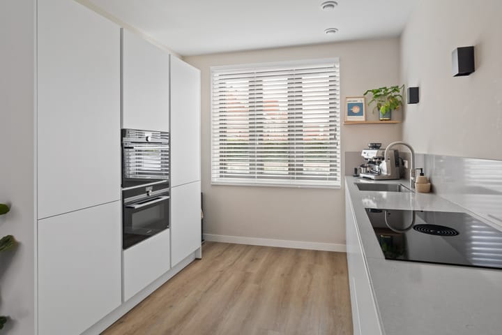 Photo 11 of Ebbenhout 92