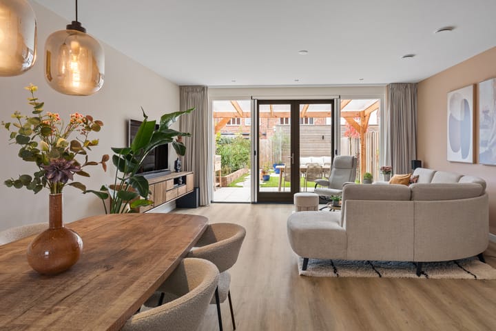 Photo 14 of Ebbenhout 92