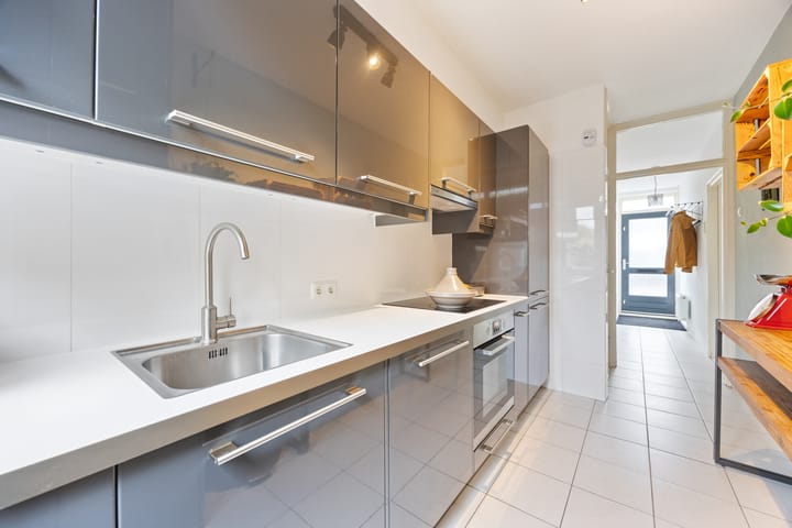 Photo 11 of Drakensteinstraat 27