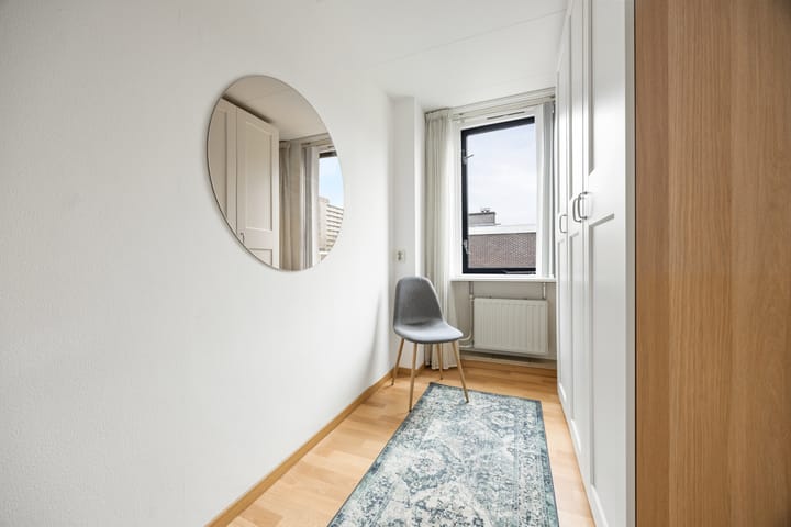 Photo 17 of Drakensteinstraat 27