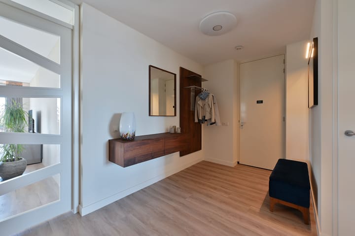 Foto 18 van Regenboog 16