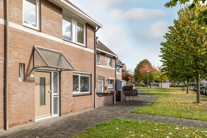 Photo 5 of Loevensteinlaan 2-F