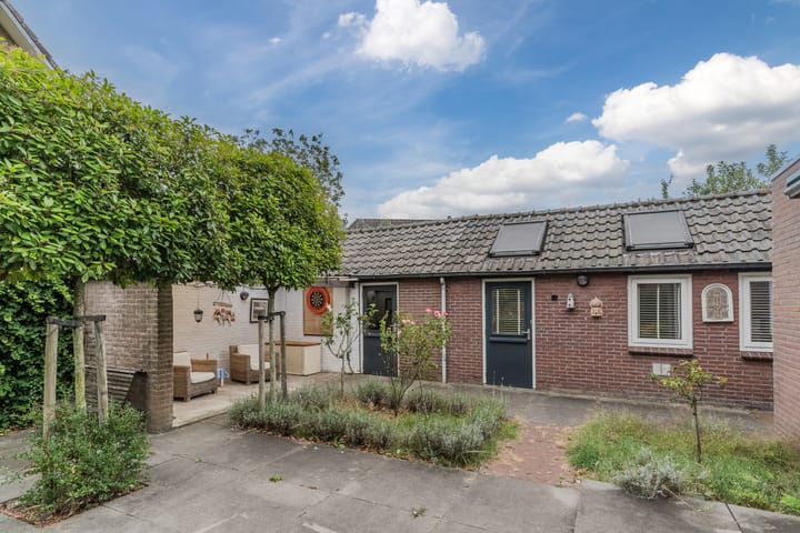 Foto 63 van Eeuwselsestraat 1