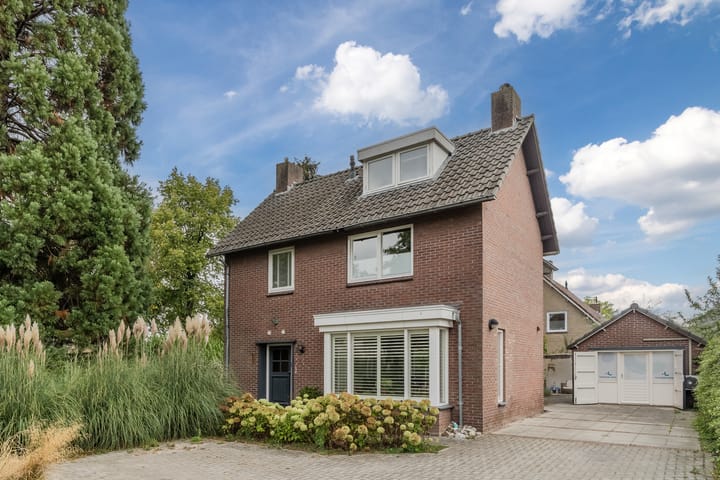 Foto 70 van Eeuwselsestraat 1