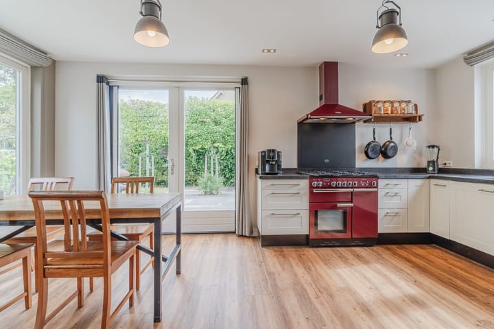 Foto 15 van Eeuwselsestraat 1