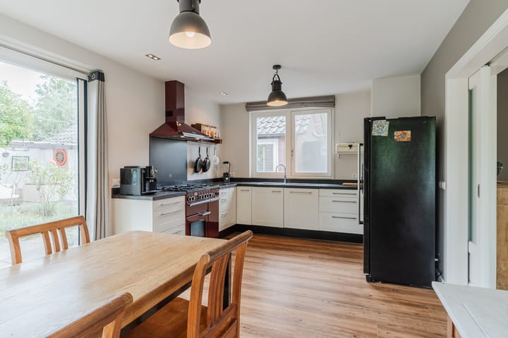 Foto 17 van Eeuwselsestraat 1