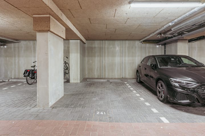 Photo 27 of Carolina MacGillavrylaan 464