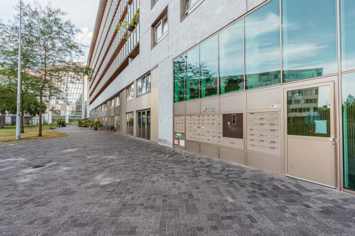 Photo 28 of Carolina MacGillavrylaan 464