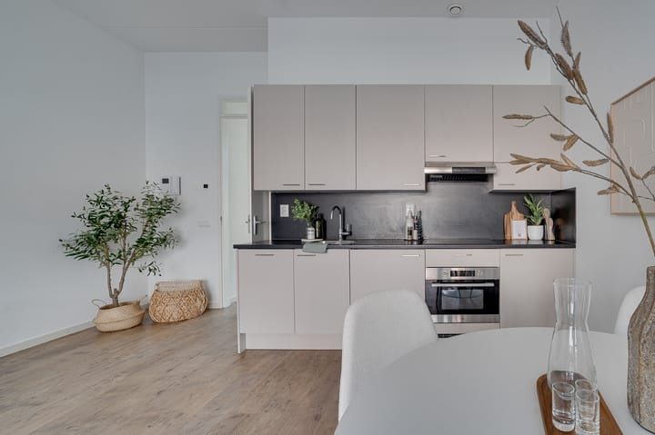 Foto 4 van San Marinostraat 15