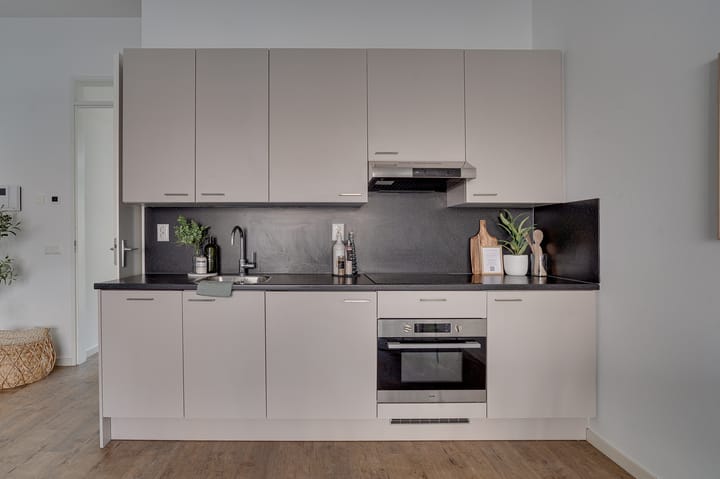 Foto 24 van San Marinostraat 15