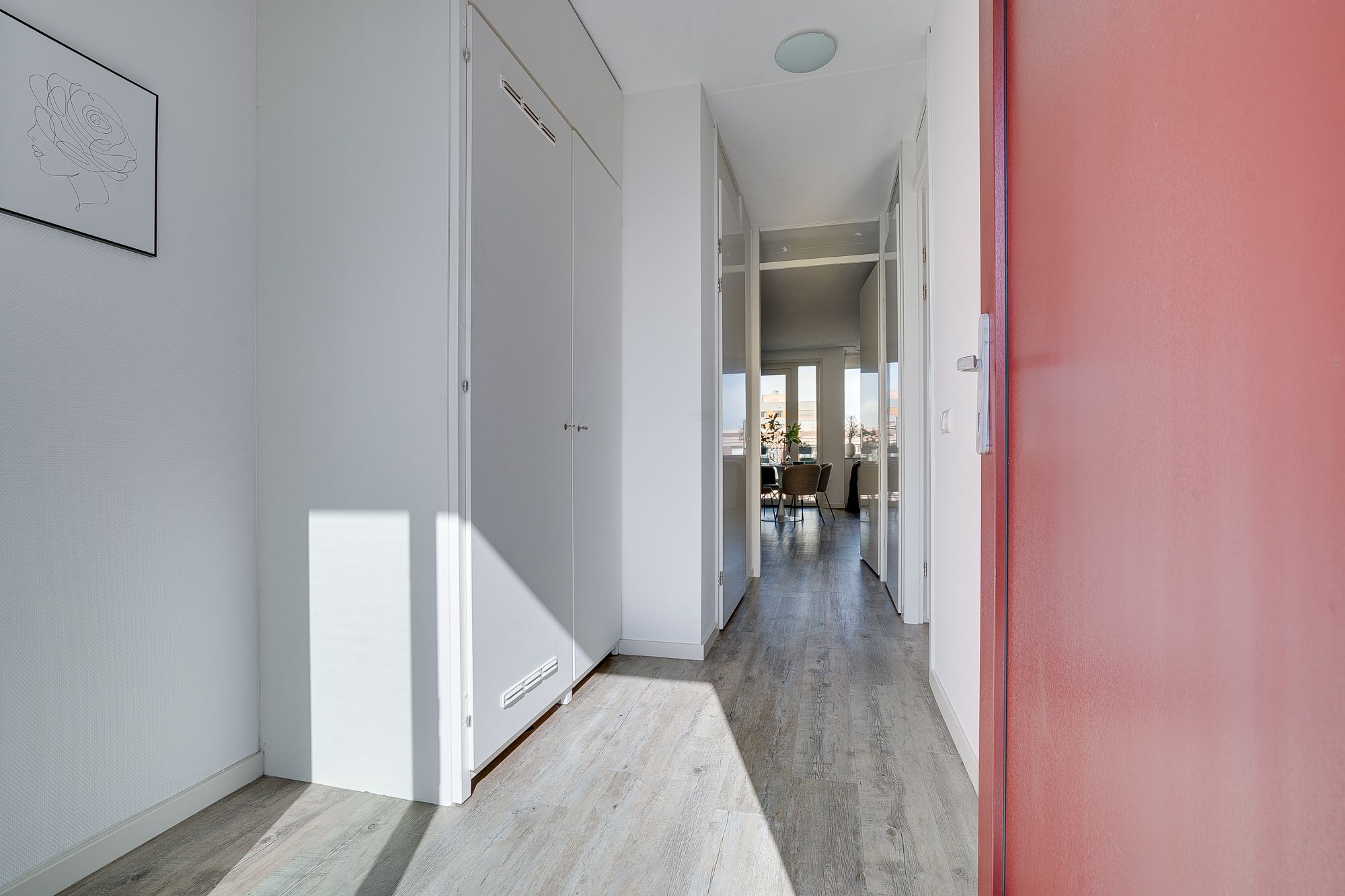 Foto 9 van San Marinostraat 57