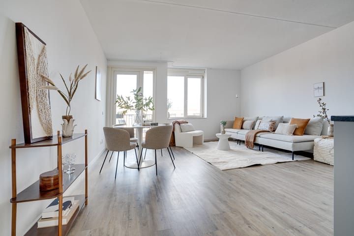 Foto 11 van San Marinostraat 57