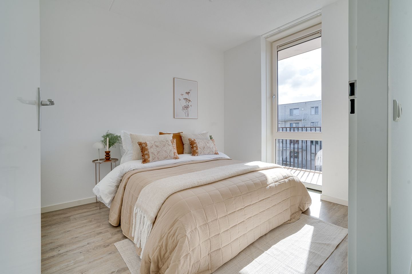 Foto 20 van San Marinostraat 57