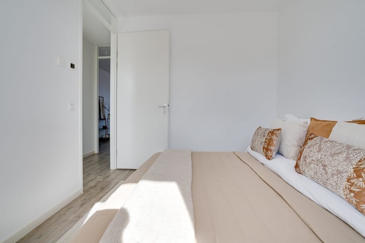 Foto 21 van San Marinostraat 57