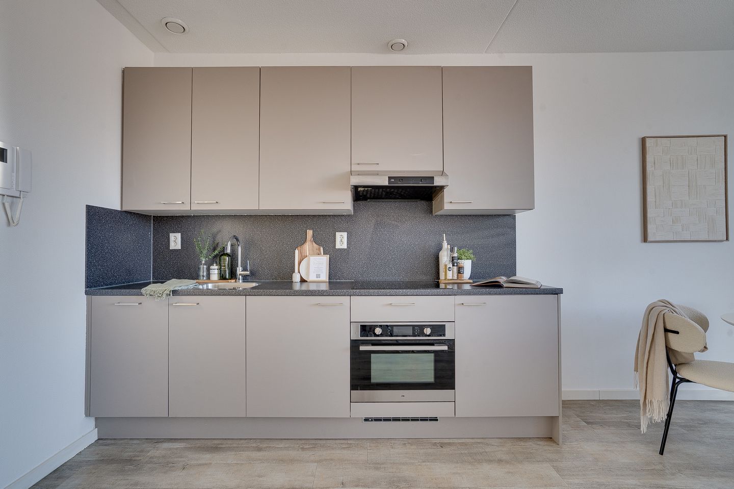 Foto 19 van San Marinostraat 39