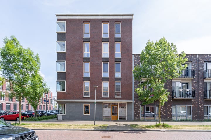 Photo 33 of San Marinostraat 39