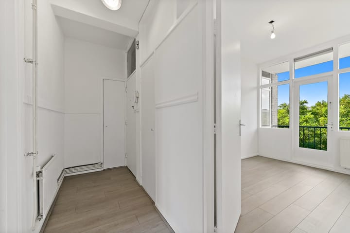 Foto 16 van Ellewoutsdijkstraat 198