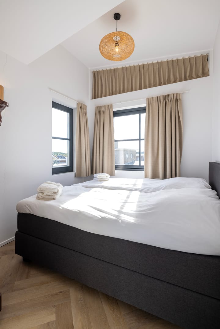 Photo 28 of C.F. Zeiler Boulevard 16