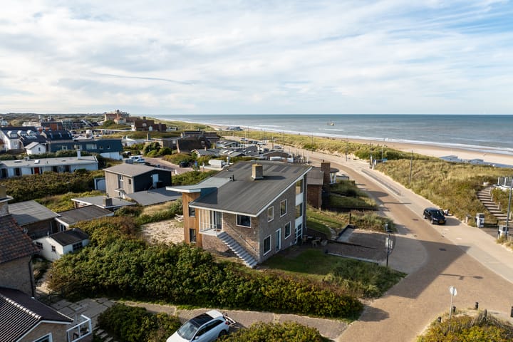 Photo 37 of C.F. Zeiler Boulevard 16