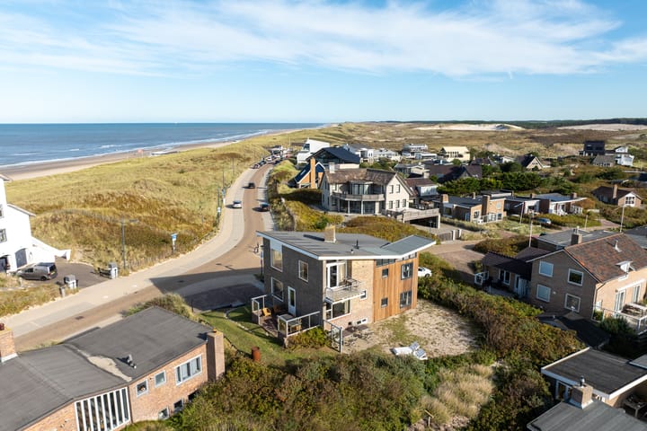 Photo 38 of C.F. Zeiler Boulevard 16