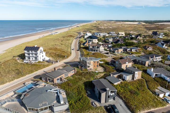 Photo 39 of C.F. Zeiler Boulevard 16