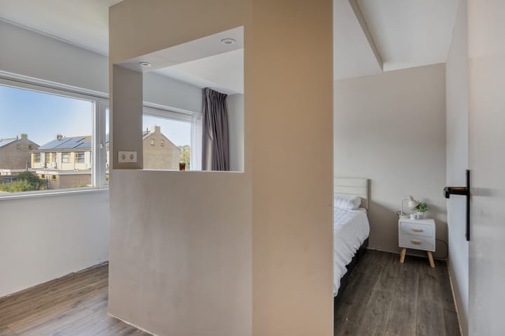 Photo 23 of De Omloop 10