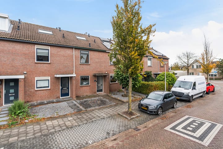 Foto 1 van Meeuwenlaan 11