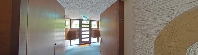 Centrale entree begane grond