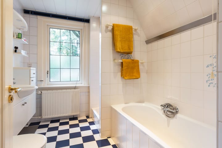 Photo 20 of Valkenberglaan 38