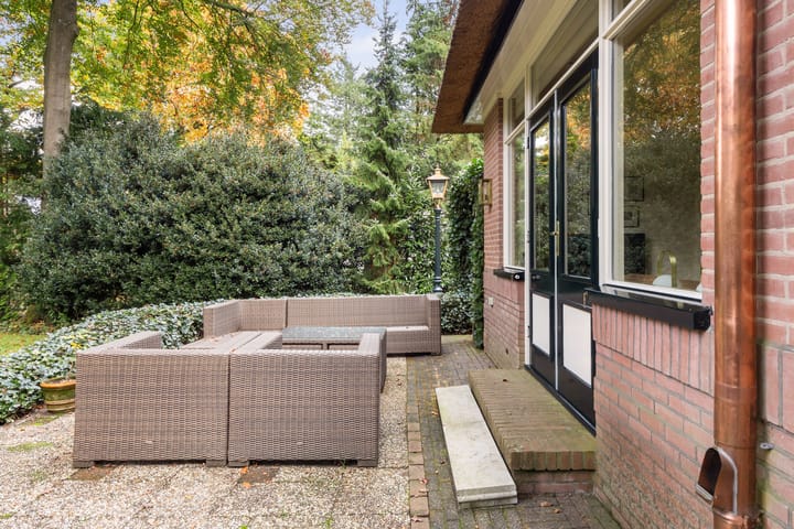 Photo 27 of Valkenberglaan 38