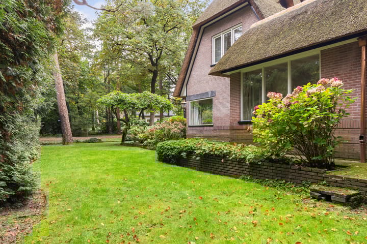 Photo 28 of Valkenberglaan 38