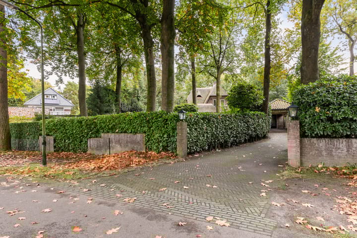 Photo 33 of Valkenberglaan 38