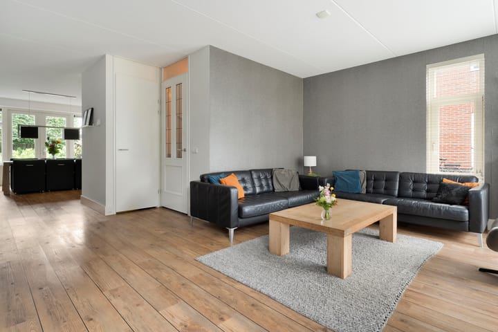 Photo 13 of Moonenlaan 10