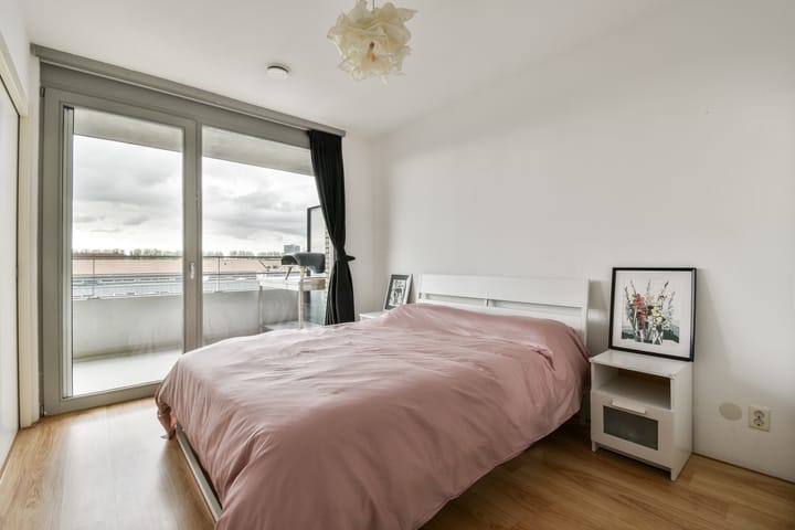 Foto 12 van Wijnand Nuijenstraat 57