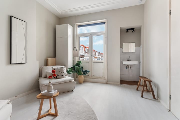 Foto 9 van Rozenburgstraat 4-A