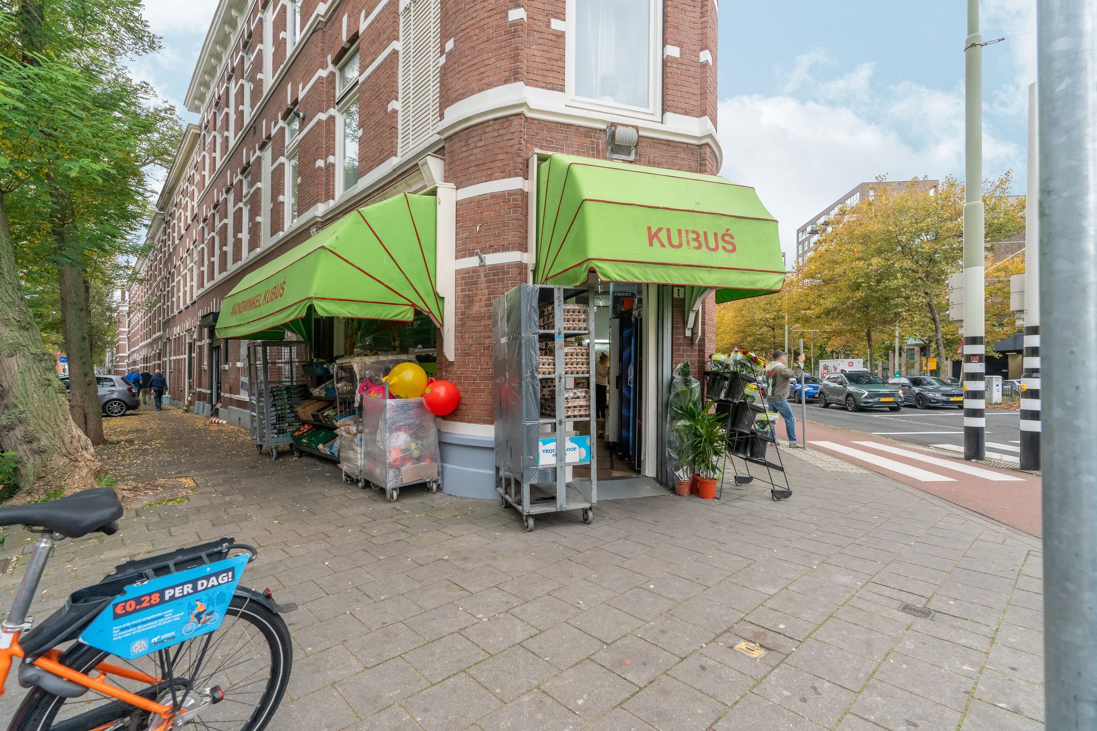 Photo 21 of Rozenburgstraat 4-A